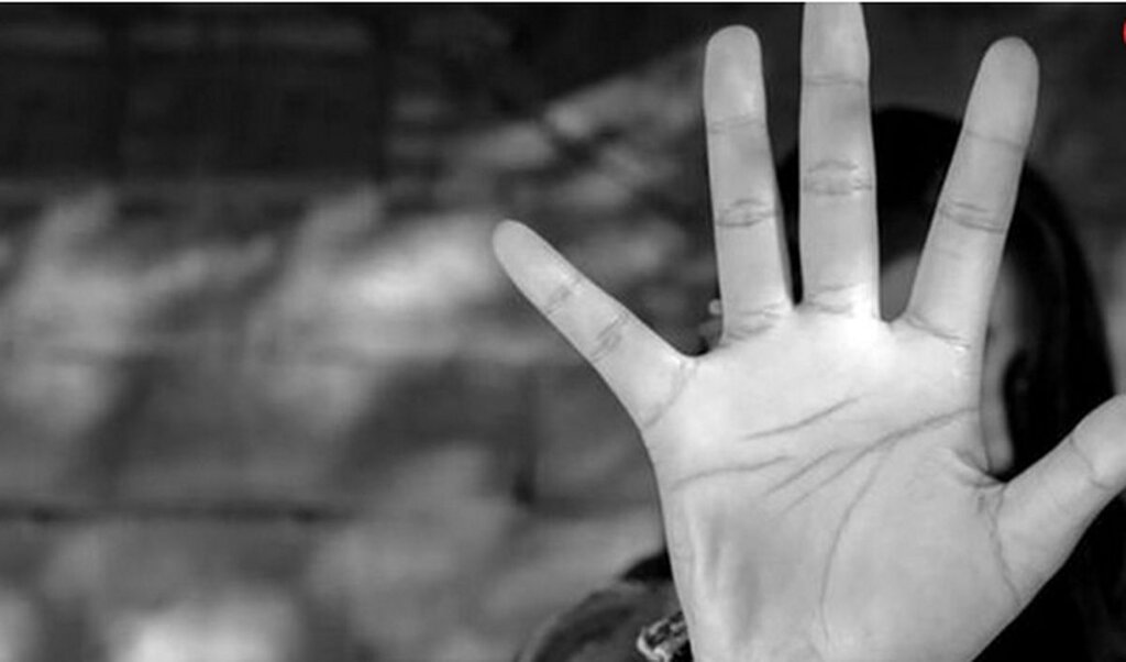 دختردارها بخوانند | چرا برخی از دختران ارتباطات خارج از عرف متعدد و ارتباط با مردان سن بالا دارند؟ | سندرم daddy issue چیست؟ دختر