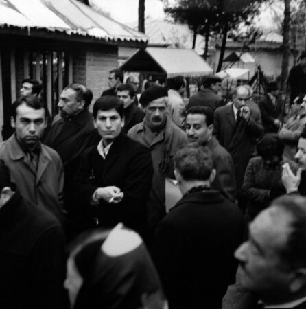 تصاویر | تشییع و خاکسپاری فروغ فرخزاد در گورستان ظهیرالدوله