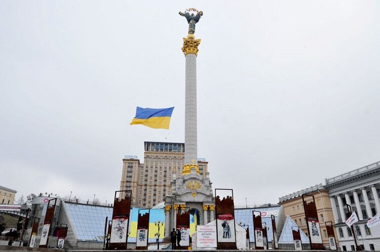 تصاویر روز وحدت در اوکراین | ما از هیچکس نمی‌ترسیم