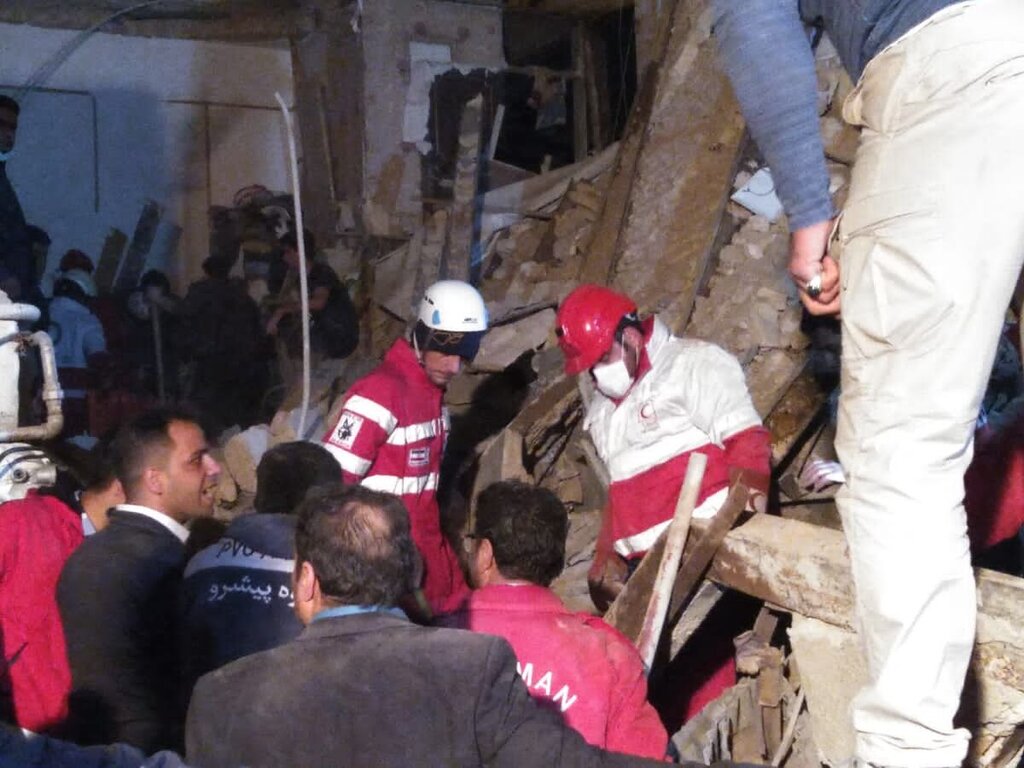 تصاویر | جزئیات حادثه انفجار گاز در رباط کریم | یک زن باردار در میان جانباختگان