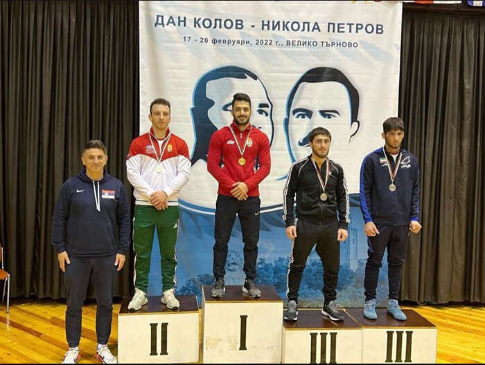 مدال طلای کشتیگیر تغییر تابعیت داده ایران برای صربستان