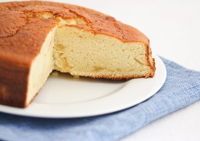 طرز تهیه کیک ساده بدون فر | چیکار کنیم پف کیک نخوابد؟ ؛ ترفند پف کردن کیک در قابلمه | ساده ترین روش تهیه پرطرفدارترین کیک خانگی