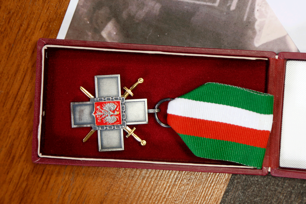 دیدار خواهران و برادران گمشده بعد از ۵۰ سال | تنها بازمانده اسرای لهستانی در آسایشگاه حضرت مریم(س)