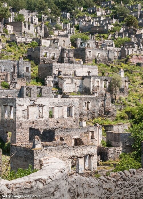 تصاویر | ترسناکترین شهرهای دنیا ؛ ارواح در این شهرها پرسه میزنند | دیدنیترین شهرهای متروکه جهان را بشناسید