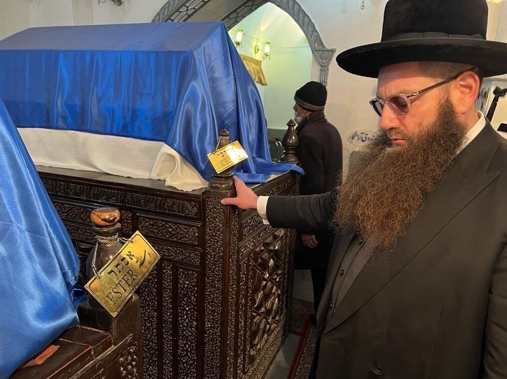 تصاویر سفر خاخام پرحاشیه اسرائیلی به ایران | خاخام صهیونیست چطور توانست وارد ایران شود؟