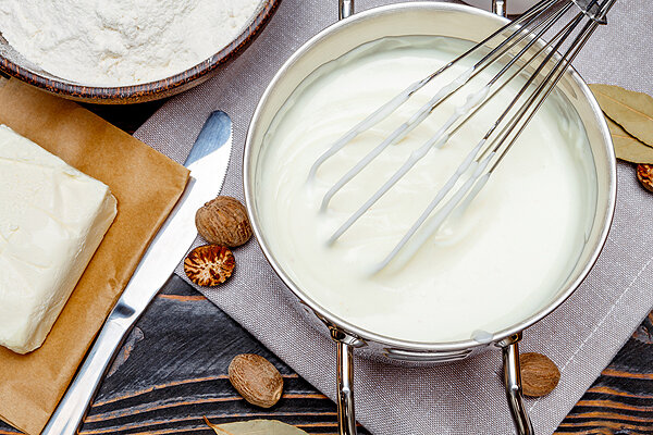 فوت و فنهای درست کردن سس سفید لازانیا