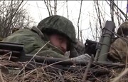 ببینید | زیر باران موشک و خمپاره هستیم؛ دوستتان دارم | خداحافظی دردناک سرباز اوکراینی در منطقه صفر مرزی با پدر و مادرش