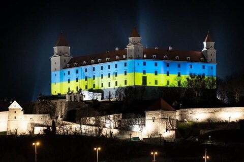 Bratislava castle - قلعه براتیسلاوا - اسلواکی