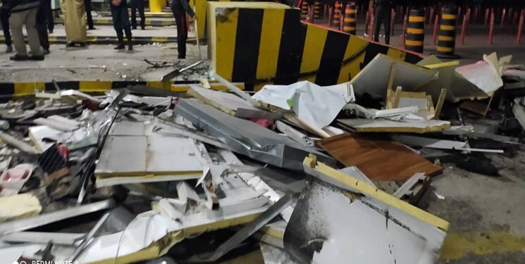 تصاویر خونین برخورد مرگبار با باجه عوارضی | پرسنل عوارضی کشته شد