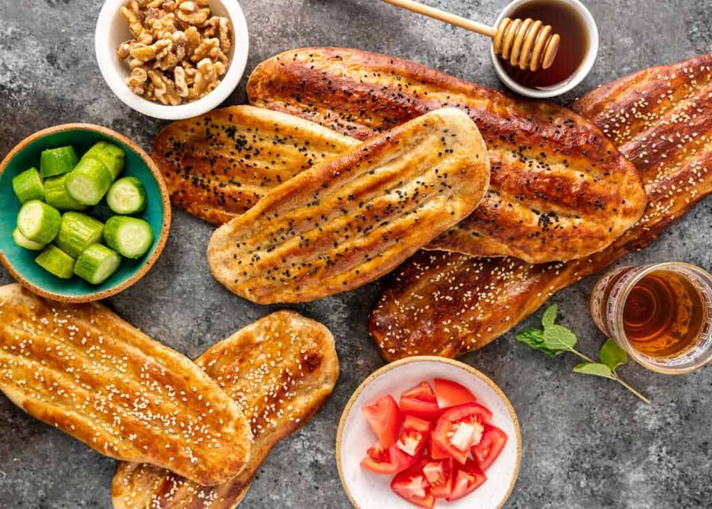 تهرانیها در دوره قاجار بربریخور شدند | زادگاه نان بربری کجاست؟ روسیه، عثمانی یا افغانستان؟