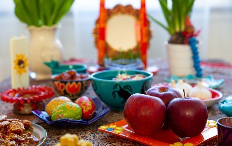 چگونه میوههای عید را تازه و طولانی مدت نگه داریم؟ ؛ ترفندهایی برای خرید میوه عید | معجزه ظرف رویی برای نگهداری خیار