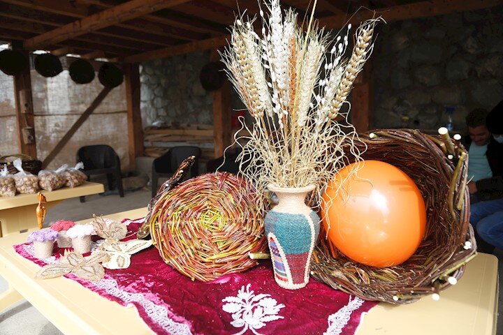 «شمش» ببافید! | هنر منحصر به فرد سنگان با درآمد میلیونی