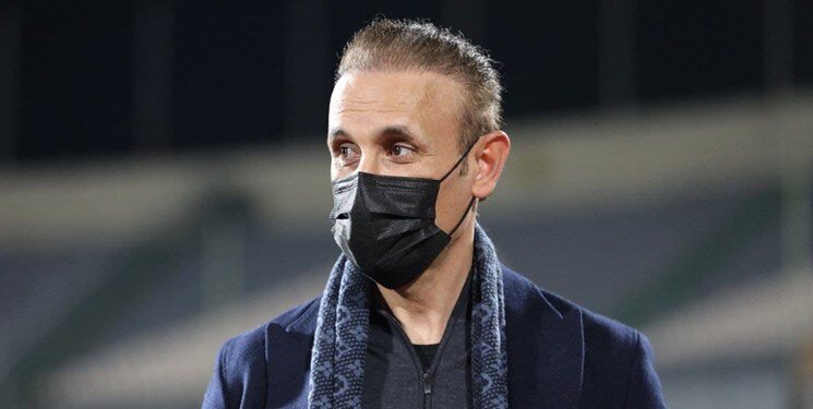 واکنش سرمربی پرسپولیس به حضور در کمیته انضباطی؛ داور دربی هم باید بیاید | حرف های زیادی برای گفتن دارم | از جامعه داوری عذرخواهی میکنم یحیی گلمحمدی