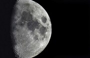 شلاق چینی بر چهره ماه | زباله‌ای که گودالی عظیم ایجاد می‌کند