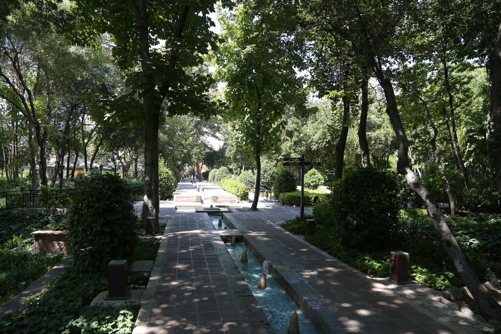  وظیفه ما؛ تملک و حفظ باغ‌ها و اراضی مشجر | ۷۵ باغ قدیمی تهران به بوستان تبدیل شده است