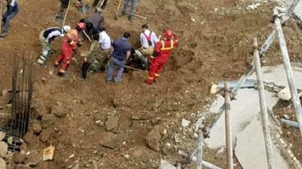 فیلم | مرگ زیر آوار در میدان موج