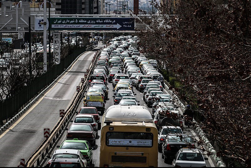 ترافیک؛ کابوس همیشگی شهروندان تهرانی| طرح ترافیک بیفایده و ناکارآمد