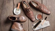 ۵+۱ ترفند برای تمیز کردن انواع کفش | چگونه بوی بد داخل کفش را از بین ببریم؟