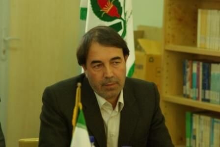 چرا کاشت درختان میوه در تهران رایج شده است؟ |کم آبی و گونههای گیاهی پرآب تهدید کننده فضای سبز تهران| سرانه جنگلی تهران متوسط سرانه جهانی هم نیست