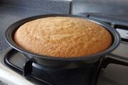 طرز تهیه کیک ساده بدون فر در تابه‌