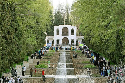 مهم‌ترین تفاوت باغ‌های ایرانی با باغ‌های آسیایی | درباره باغ‌های ایرانی که اغلب درون‌گرا هستند