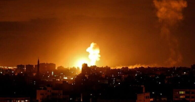 شلیک ۱۴ موشک به مواضعی در عراق | ۲ پایگاه موساد و کنسولگری آمریکا در اربیل هدف قرار گرفتند | همزمانی لحظه شلیک با ساعت شهادت سردار سلیمانی اتفاقی است؟ عراق