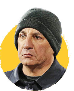 ۴ استقلالی علیه مجیدی شدند | ماجرای بازوبند کاپیتانی و حمله مجازی طرفداران فرهاد