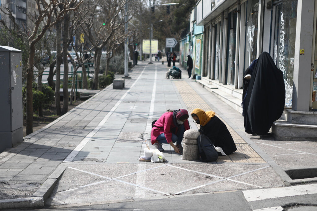 پیاده‌روهای تهران میزبان هنر گرافیتی / 50 اثر گرافیتی در خیابان ولیعصر اجرا شد