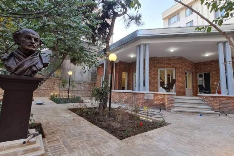 مهمترین رویدادهای فرهنگی و هنری ۱۴۰۰ | از طنین ناقوس شمسالعماره تا خانه «نیمایوشیج»