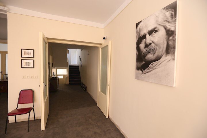 بازدید رایگان از خانهموزه «مهدی اخوان ثالث» را در ایام نورز