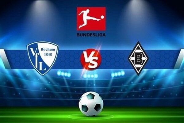 عکس | جنجال کمسابقه در بوندسلیگا | حمله تماشاگران به کمک داور بازی را تعطیل کرد بوندسلیگا