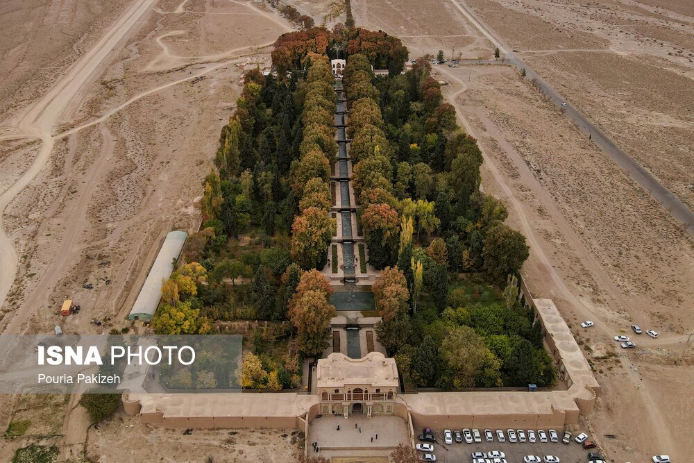 تصاویر | باغ نوه ناصرالدین شاه ؛ شاهزاده‌ای در قلب کویر کرمان | عکس هوایی باغ شاهزاده ماهان را ببینید