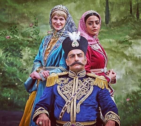 سریالیهایی که نیمه کاره ماند | هزینه شکستهای شبکه نمایش خانگی را چه کسی میدهد؟ | ناکامی سلبریتیها در ۱۴۰۰