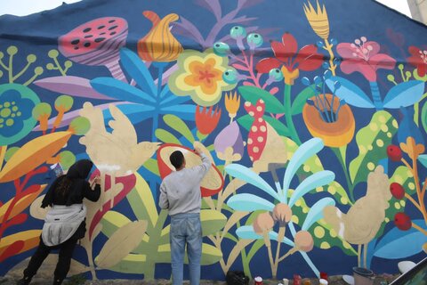 نقاشی دیواری‌های بهاری در منطقه۱۳