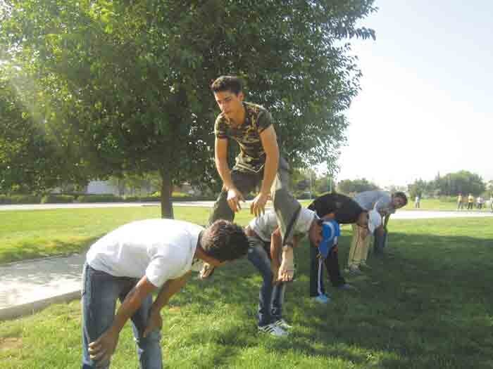 آشنایی با تنوع بازیهای بومی و محلی اقوام در نوروز | کوشک ملاقی تا آرنگ قولک!