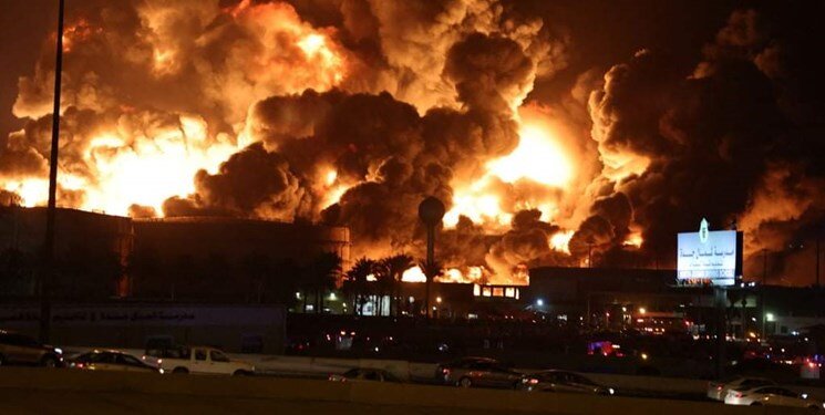 تأسیسات آرامکو به‌ طور کامل سوخت | اعلام وضعیت هشدار در امارات