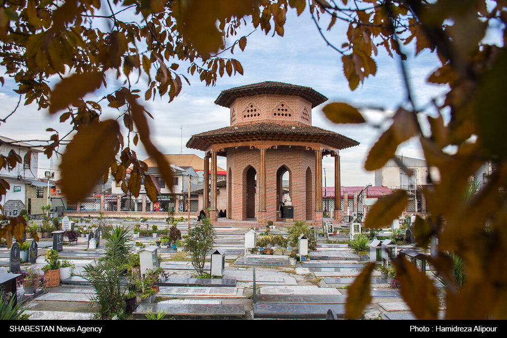 تصاویر | آرامگاه میرزا کوچک خان جنگلی کجاست؟ | عکس کسی که سر سردار جنگل را برید | معماری مقبره میرزا کوچک خان را ببینید