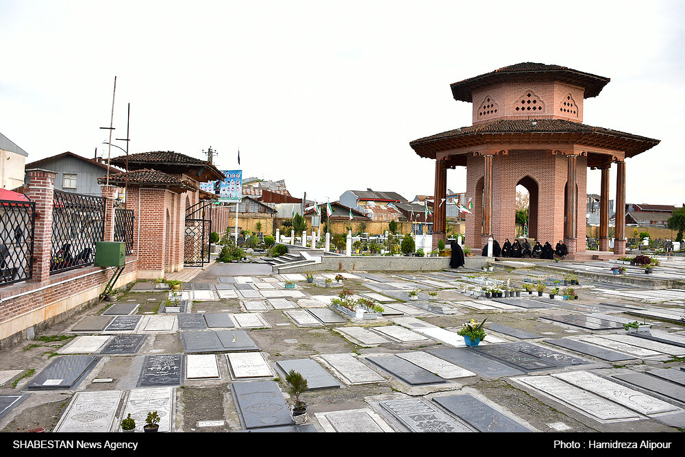 تصاویر | آرامگاه میرزا کوچک خان جنگلی کجاست؟ | عکس کسی که سر سردار جنگل را برید | معماری مقبره میرزا کوچک خان را ببینید