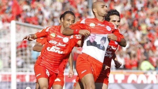 اتهام کلاهبرداری بزرگ به بازیکن سابق پرسپولیس | انتشار عکس هافبک سرخ ها برای شناسایی توسط مردم! کلاه کج