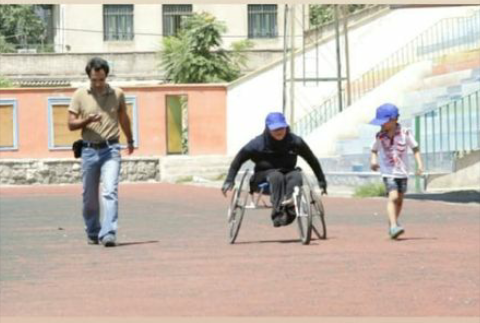 مدال نقره قهرمان پارالمپیک 5 زندانی را آزاد کرد