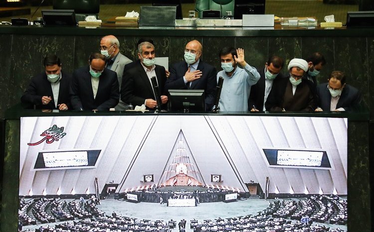 تردید هیات رئیسه برای بازگرداندن طرح صیانت به صحن بهارستان  ا آغاز رایزنی ها  با کمیسیون ویژه صیانت برای رفع ایرادات مجلس