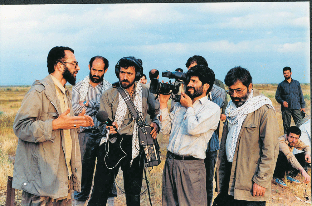 وقتی جنگ نبود سید ما رفت | چند نما از زندگی شهید اهل قلم