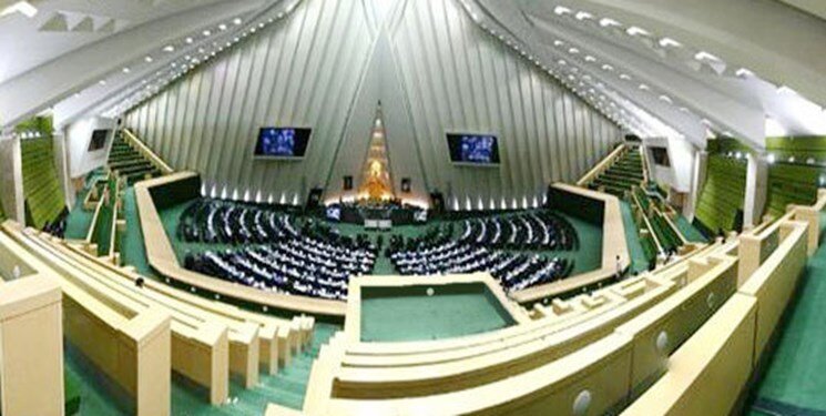 نماینده مجلسی که سلطان مجوزهای پتروشیمی شد مجلس