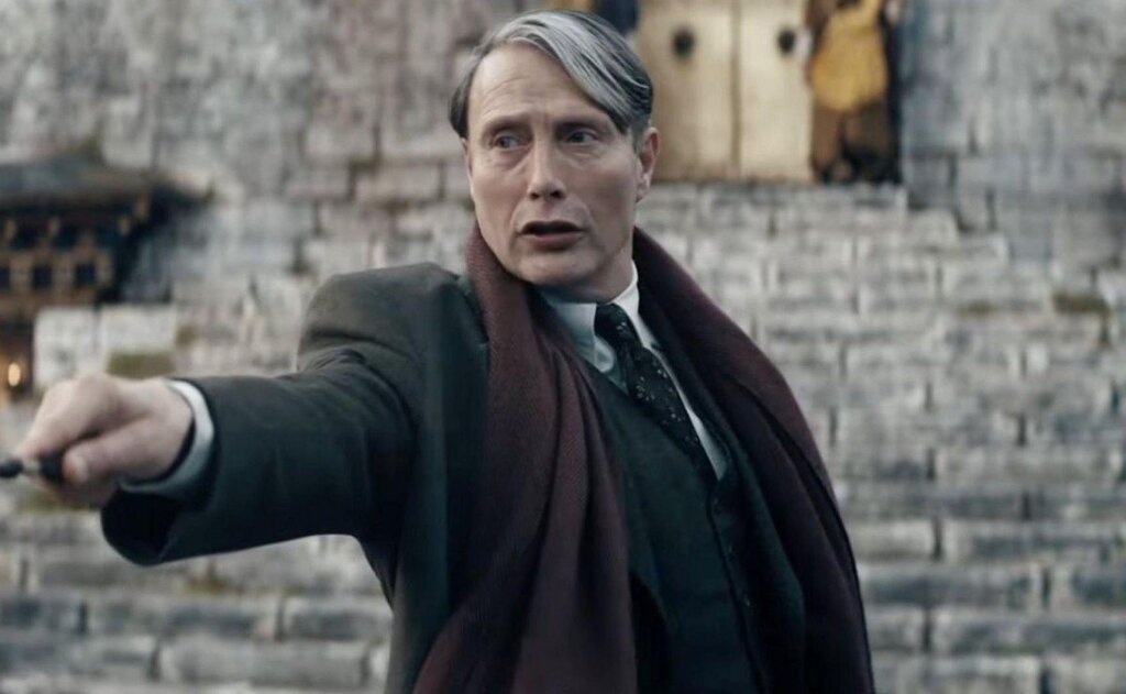 سلطه خوفناک جادوگران بر باقی انسانها در قالب یک جنگ جهانی؟ | نقد نیویورک تایمز بر جانوران شگفتانگیز و دنیای هری پاتری آن