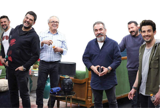 خیلی بازیگرها به خاطر پول در جوکر شرکت میکنند | بازیگری که با ۵۰ یا ۶۰ سال سن یکباره دامن می پوشد نمی تواند نقطه قوت تلقی شود