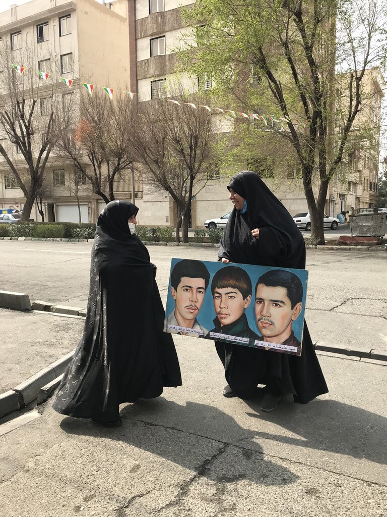 بانوی گرهگشا محله | حمایت از نیازمندان؛ از جهیزیه تا وام قرض الحسنه | امدادگر دیروز جبهه، جهادگر امروز محله