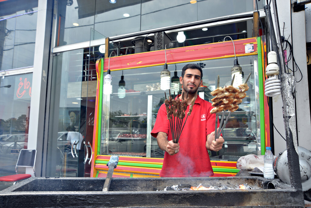 میدان بهمنتهران هنوز یک شهر دل و جیگردار است! | «جغوربغور» چگونه «حسرت الملوک» شد؟