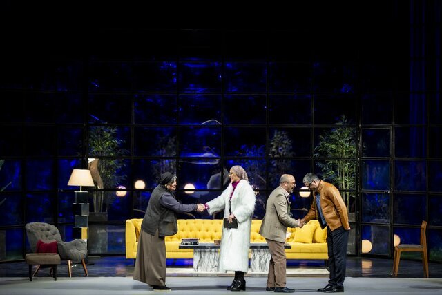 آن سوی آینه