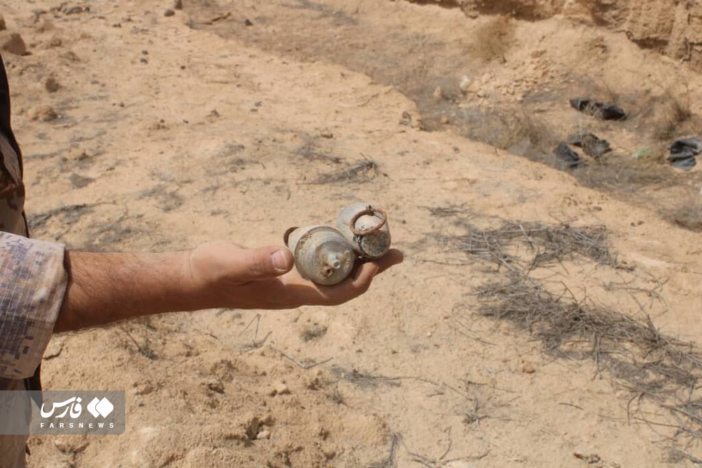 ویدئو | کشف ۲ قبضه سلاح جهنمی و تلههای انفجاری داعش توسط رزمندگان فاطمیون