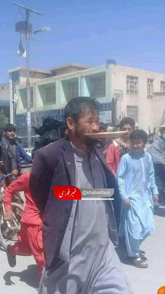 تصویر | طالبان در دهان روزه‌خوار بشقاب گذاشتند!